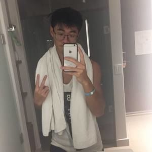 Meet your Posher, Davis